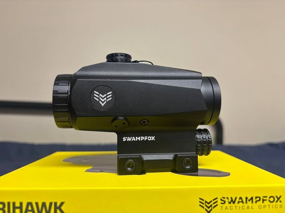 実物 swampfox TRIHAWK 3X30 プリズムスコープ ドットサイト Amazon.co.jp: 実物 Swampfox TRIHAWK 3X30 プリズムスコープ